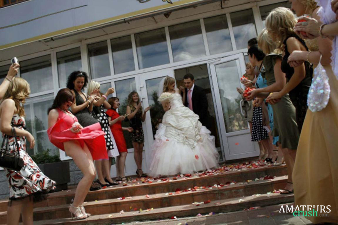 Real Amateur Brides Flashing
