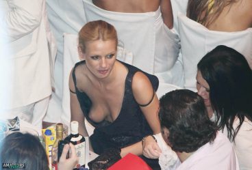 dinner wardrobe malfunction showing nice boob