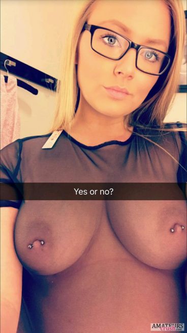 Fittingroom problems with big tits showing in naughty snapchat