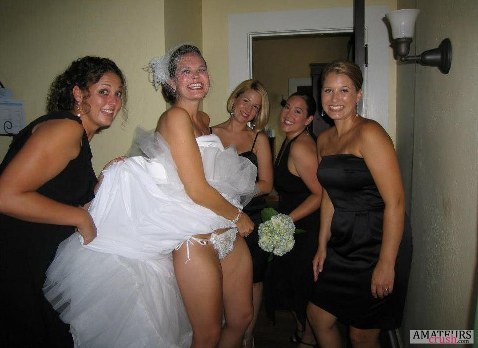 Slutty Nude Brides Pic W Hot And Naughty Bridesmaids