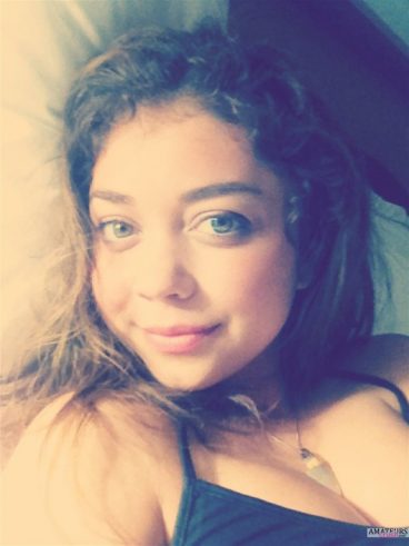 Leaked Sarah Hyland selfie from the fappening