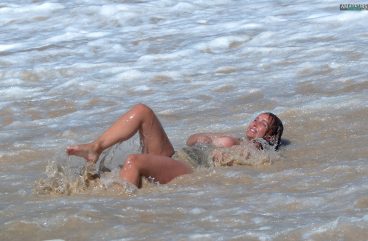 Boobs oopsie in rough waters at sea of babe exposing tits