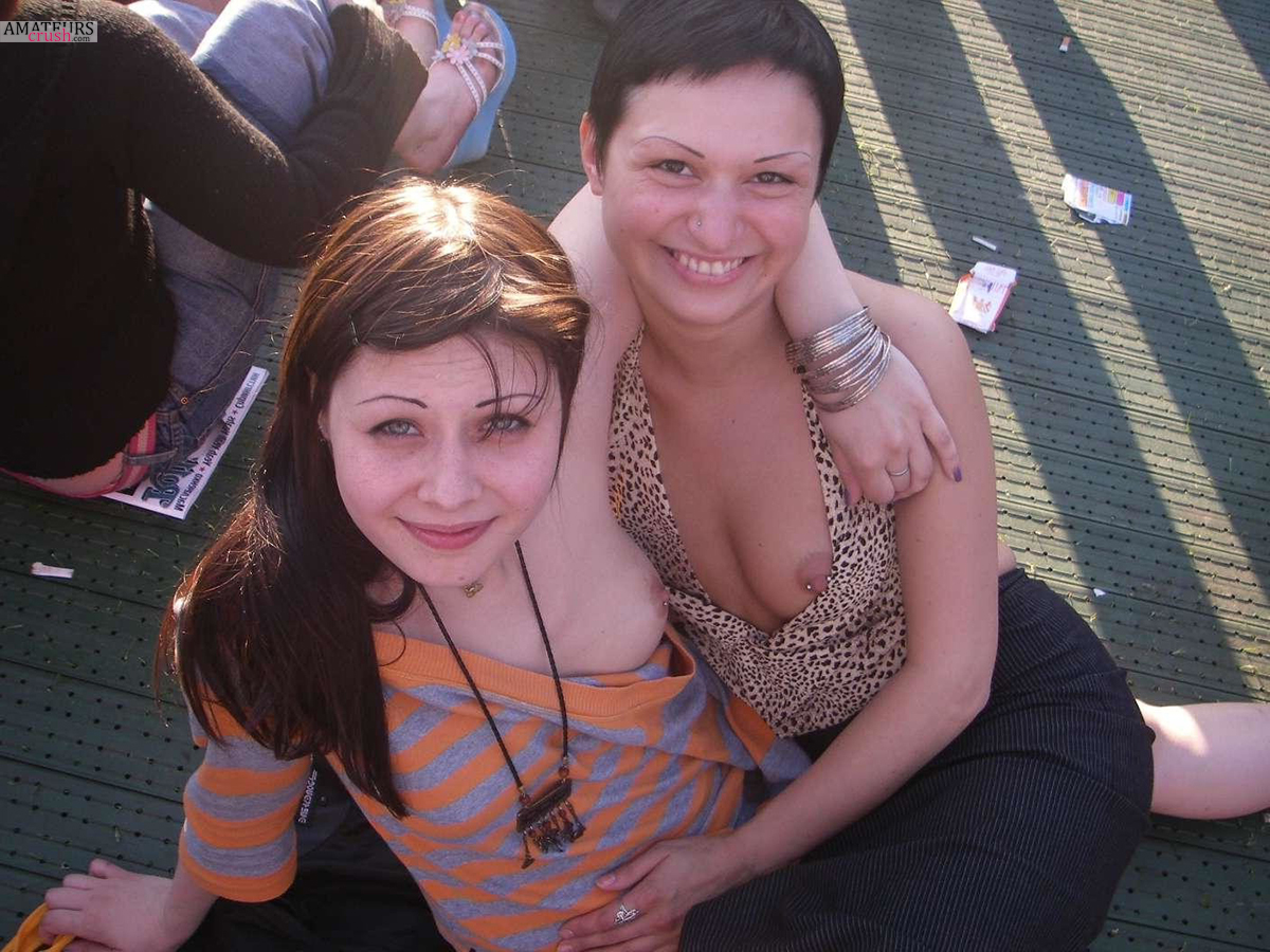 Girls Flashing In Public - Risky Delicious Tits, Asses and Pussys!