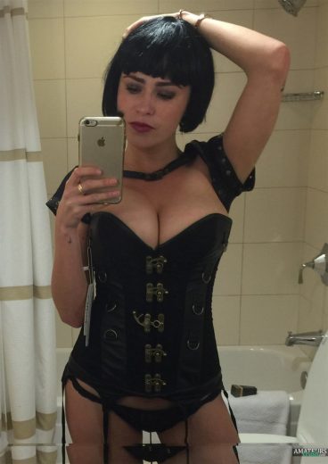 Nicolle Radzivil leaked in dom outfit selfie
