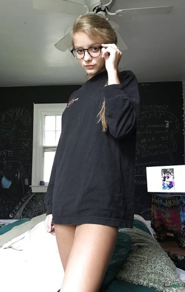 Sexy nerd nudes with glasses collection