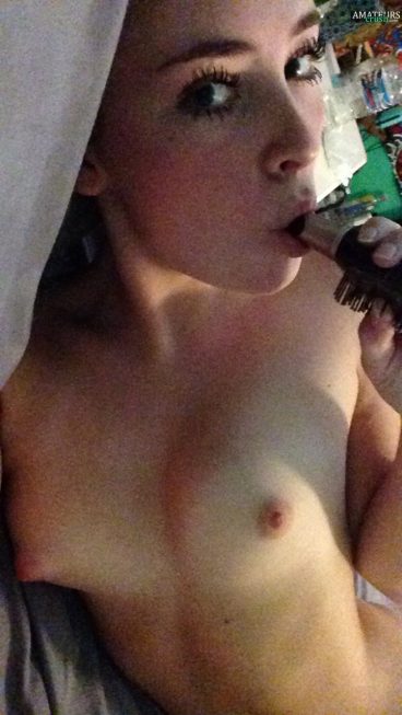 Nude teen amateur blonde Maddie sucking her toy