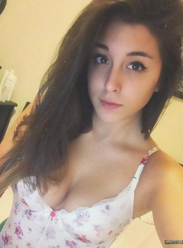 Cute teen Natalie cleavage selfie photo HOT