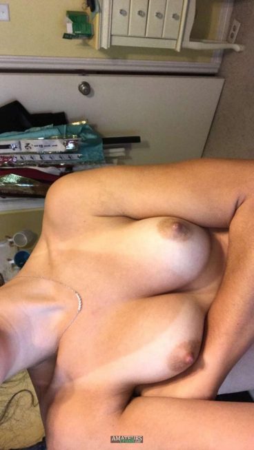 Young ex college nude snaptits selfie