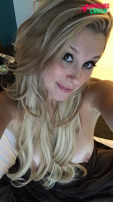 18+ Naked blonde tits curvy nudes amateur