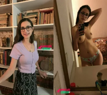 sexy librarian girl nude with glasses selfie