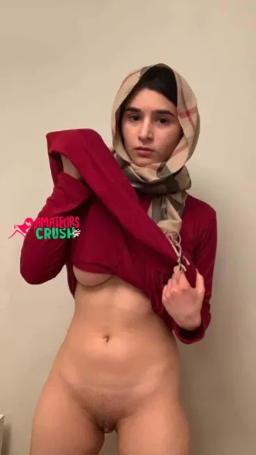 hot hijab teen pussy flash real Muslim girl