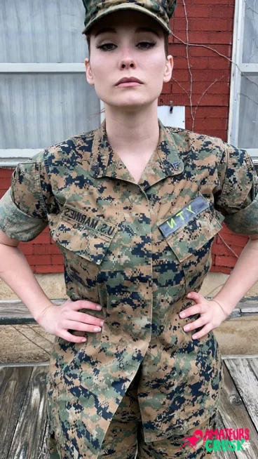 US Marine PVT MILF mom big tits amateur porn nudes leaked