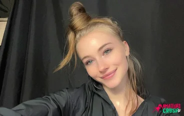 blonde 18+ college cutey selfie Anna real sweet innocent amateur nudes