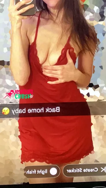 snapchat leaked porn backhome baby full cleavage nightgown teaser